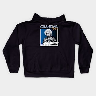 Grandma yetta///original retro Kids Hoodie